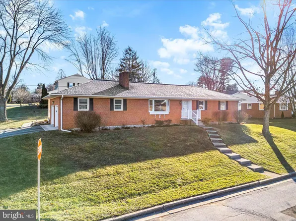 100 Lombardy Dr, Middletown, MD 21769