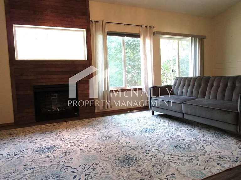 11119 Minterwood Dr NW — Photo 4