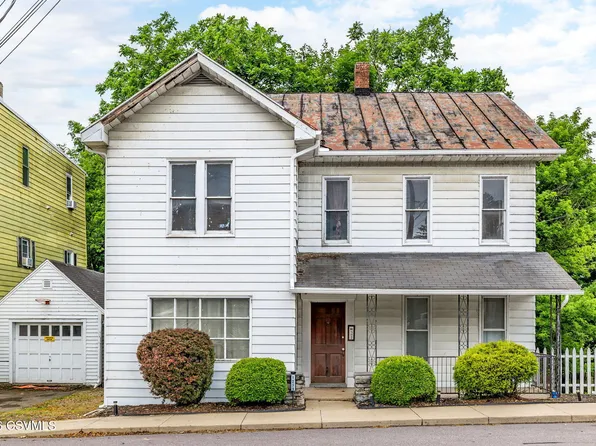 1239 Water St, Danville, PA 17821