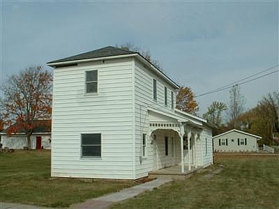 1st image of 404 School St