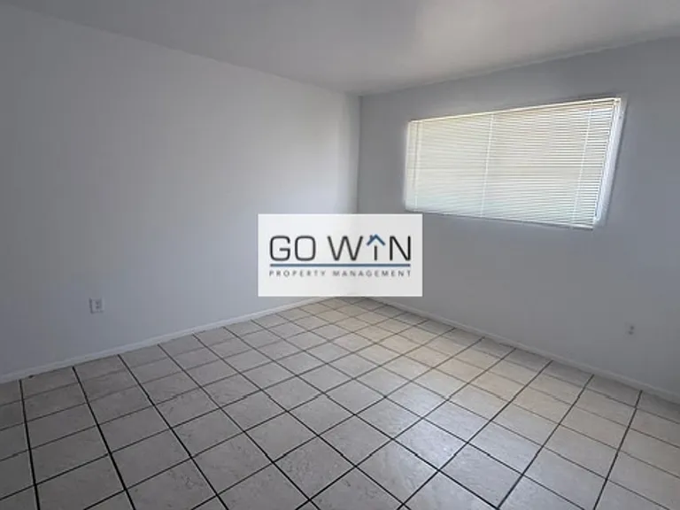 68 W Southern Ave — Photo 3