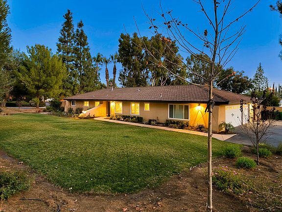 4th image of 1204 Oakmead Ln