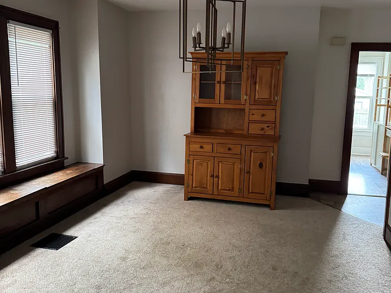 107 W Lakeview Ave — Photo 6
