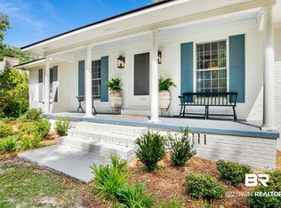1300 Captain Oneal Dr, Daphne, AL 36526