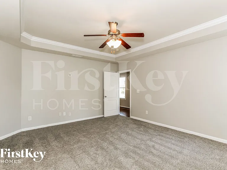 4737 Rosser Loop Dr — Photo 9