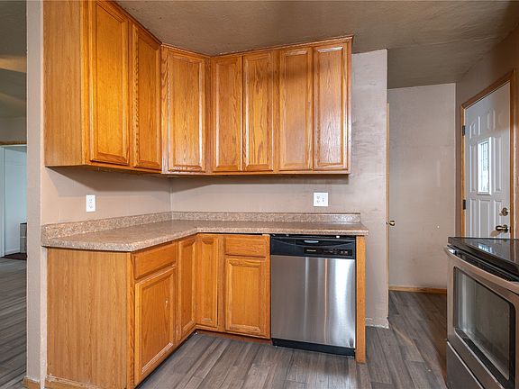 5th image of 111 21st St