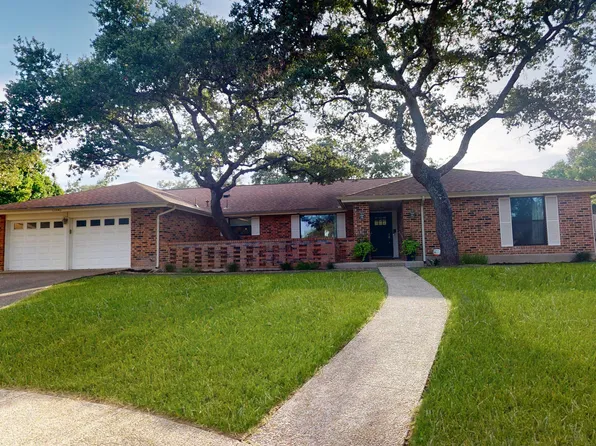 13043 Hunters Ridge, San Antonio, TX 78230