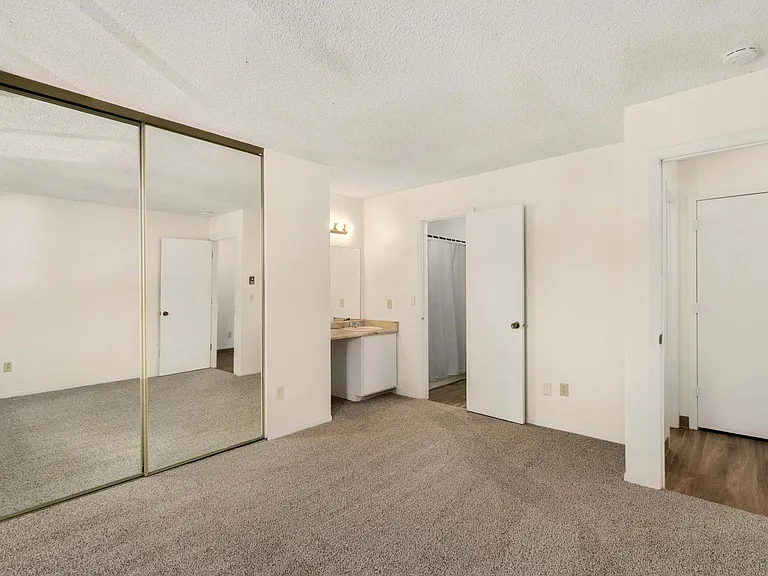 710 City Park Ave #D431 — Photo 13