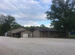 15448 Flat Branch Rd, Lawrenceville, IL 62439