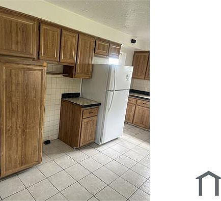 4th image of 16246 Edgewood Ct