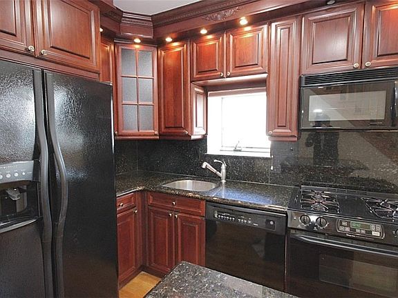 3rd image of 2943 Brighton 4th St APT 2D