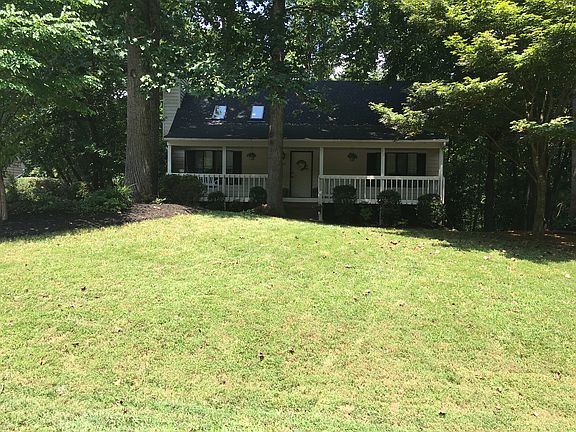 4th image of 313 Jefferson Woods Dr