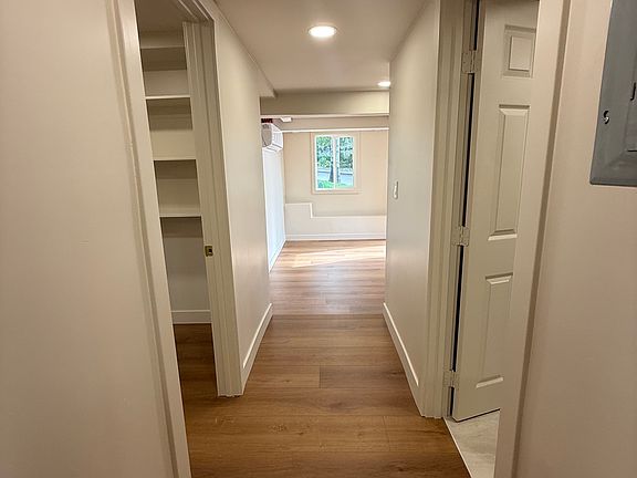 5th image of 4395 Aragon Way #B