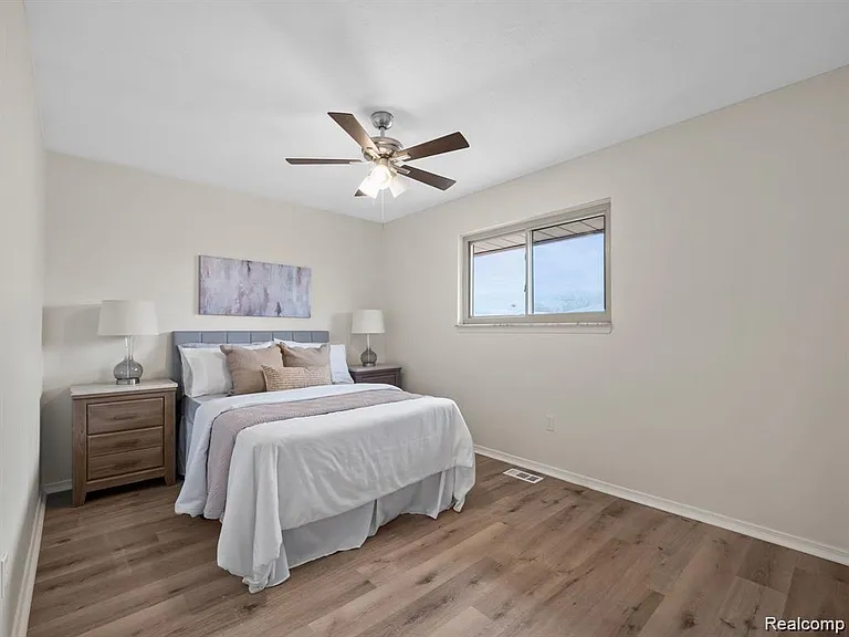 4288 Lin Dr — Photo 19