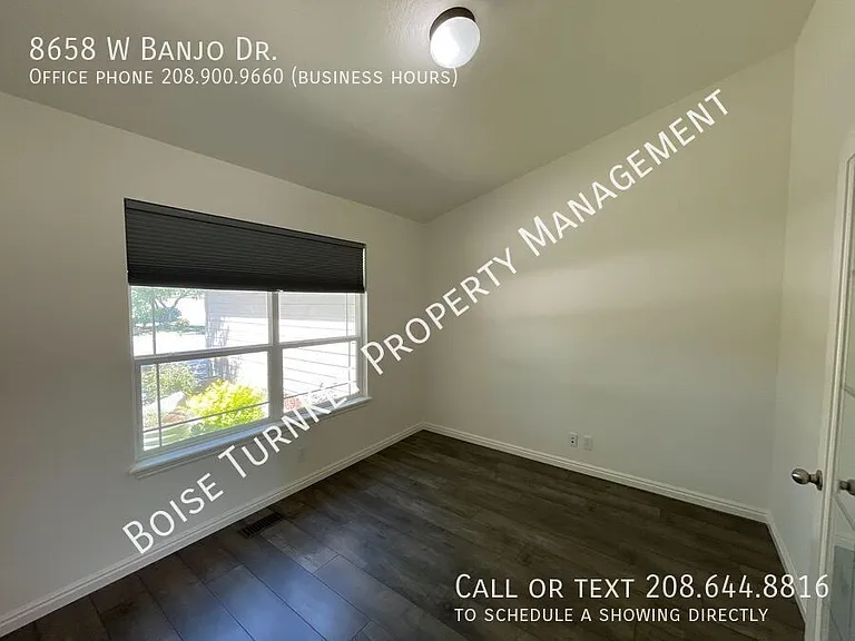 8658 W Banjo Dr — Photo 5