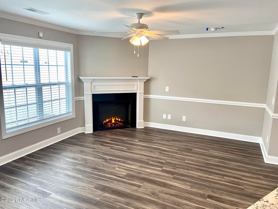 2nd image of 3325 Briarcliff Dr #D