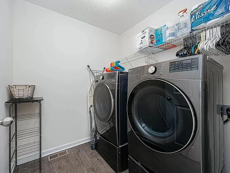 304 Gray Fox Ct — Photo 25