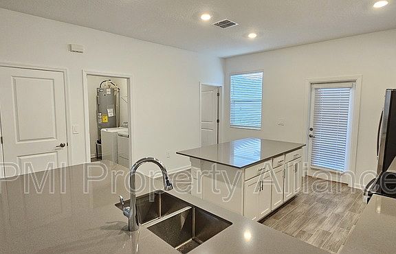 4th image of 1842 Tohoqua Blvd