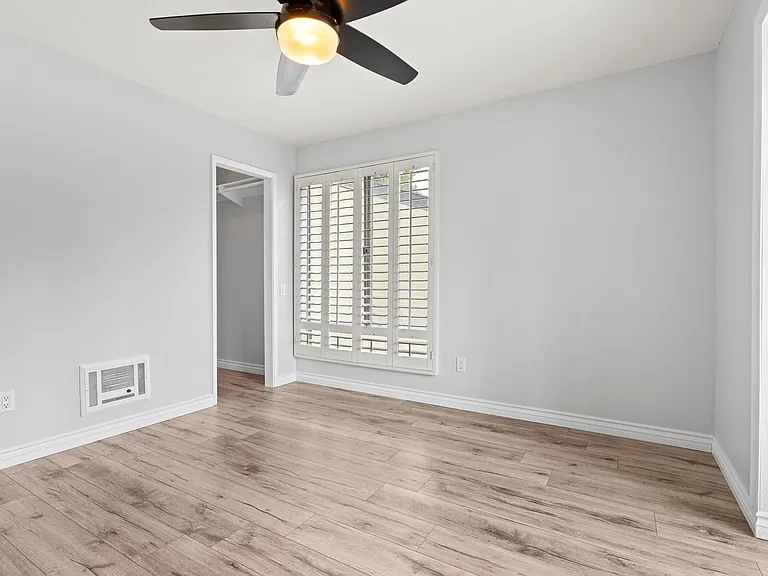 7930 Mission Center Ct #L — Photo 19