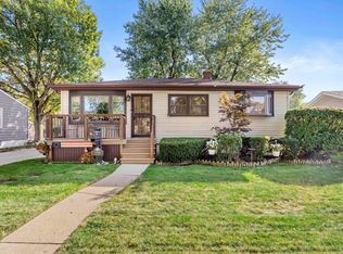 3104 Maple Dr, Highland, IN 46322