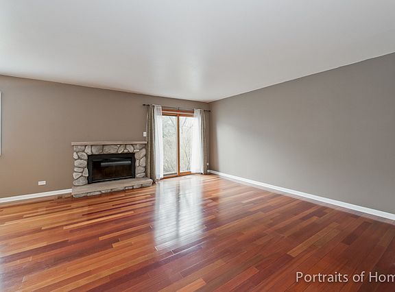 3rd image of 1062 Loughborough Ct