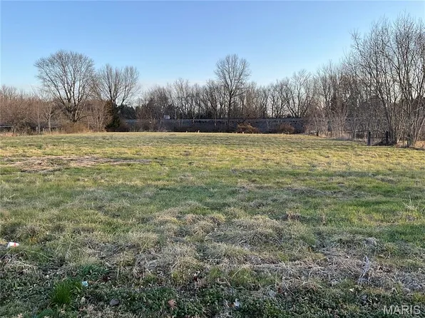 901 Booneslick Rd, High Hill, MO 63350