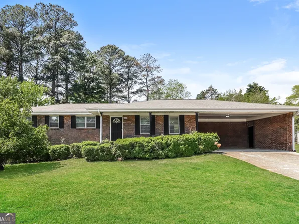 3324 Cheoah Dr, Douglasville, GA 30135