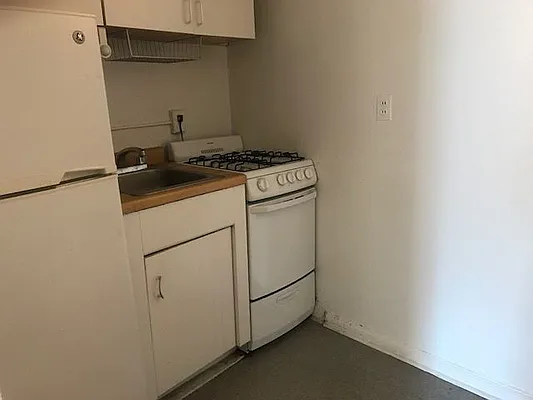 Rented by Prince Real Estate Associates LLC | media 18