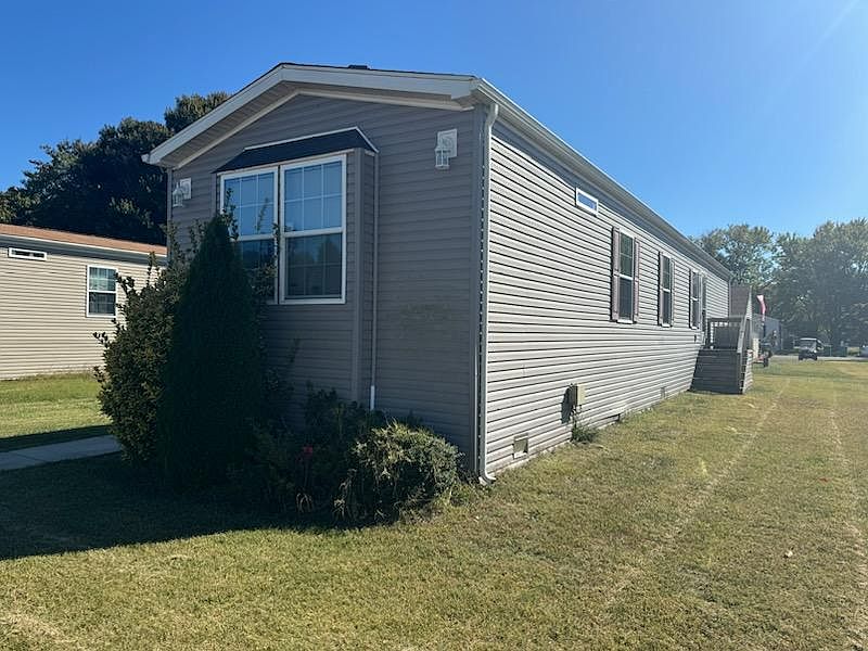 2nd image of 35458 Knoll Way #411