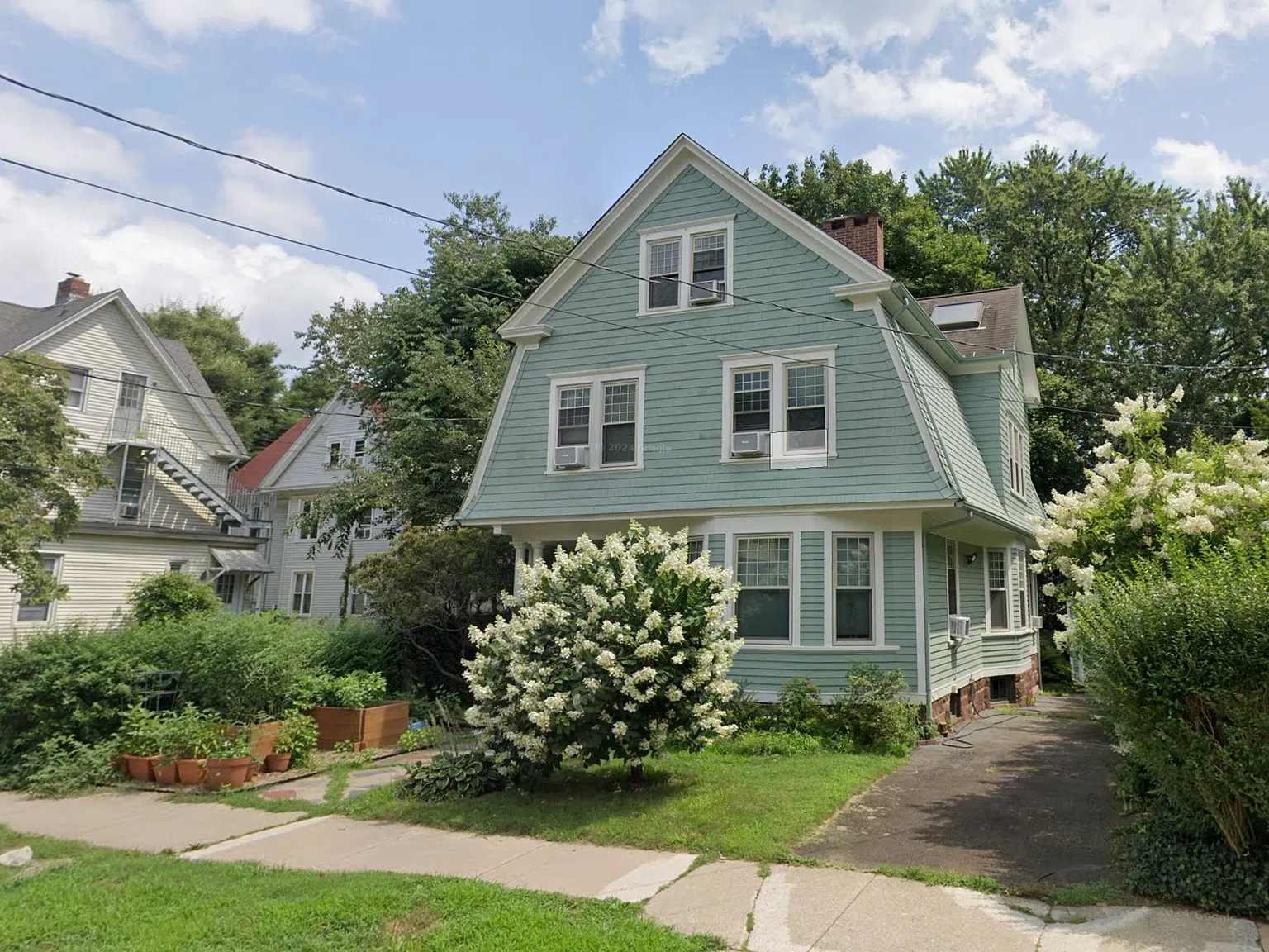 129 Livingston St — Photo 2