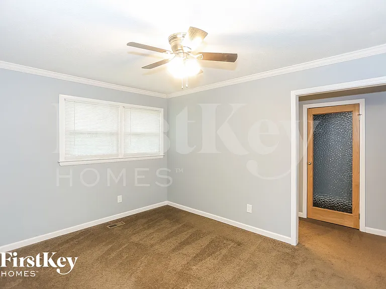 1502 Kingston Dr — Photo 13
