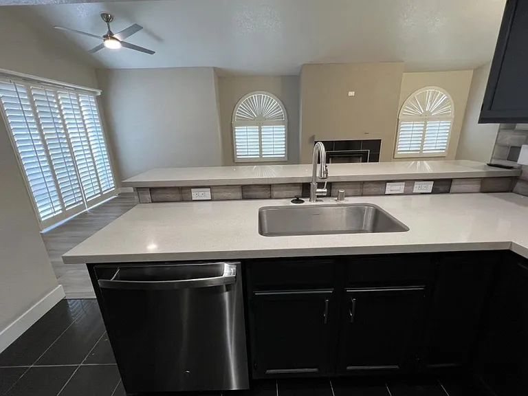7570 W Flamingo Rd — Photo 8