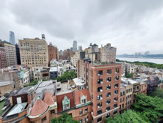 Rented by Rachel Realty | media 11