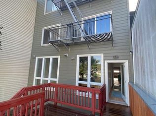 4160 Cesar Chavez St, San Francisco, CA 94131