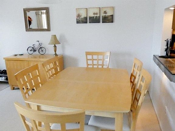 3rd image of 2458 Columbia Dr APT 76