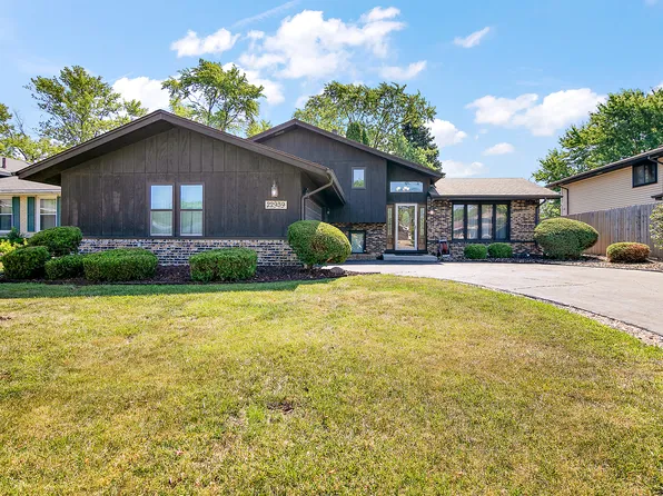 22939 East Dr, Richton Park, IL 60471