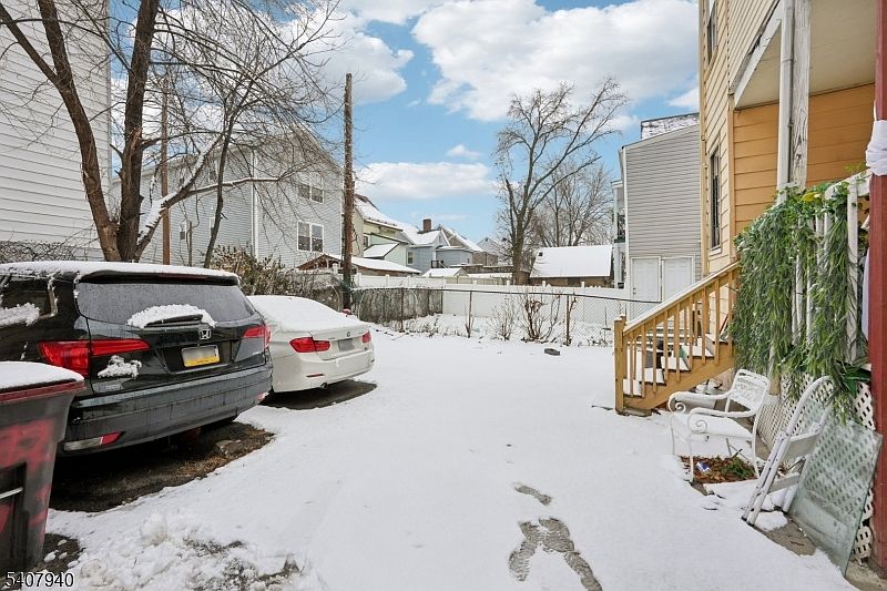 1st image of 597 E 23Rd St