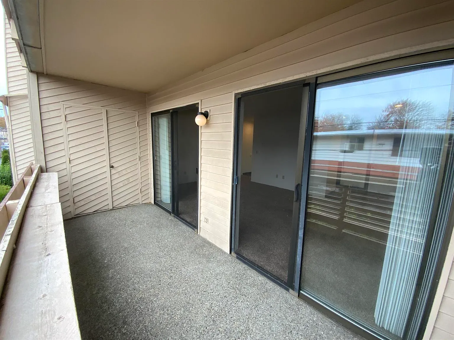 Evergreen Terrace North — Photo 4