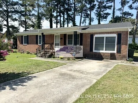 4 bed, $1,700 — Photo 2