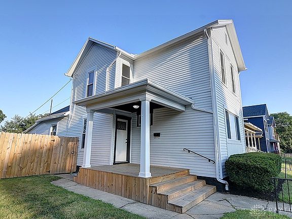 4th image of 119 N Harbine Ave
