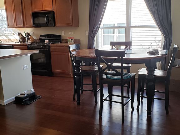 5th image of 1275 Waverly Dr #3