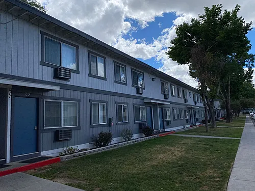 Mountain Vista Apartments Photo 1