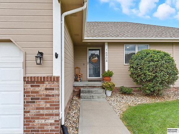 2nd image of 16904 Joanne Dr