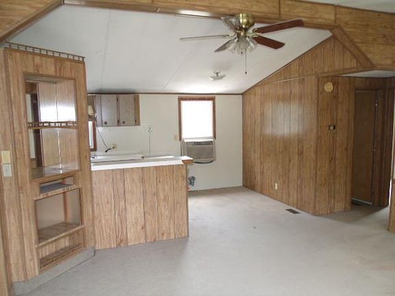 3rd image of 209 Spencer Lane Pv