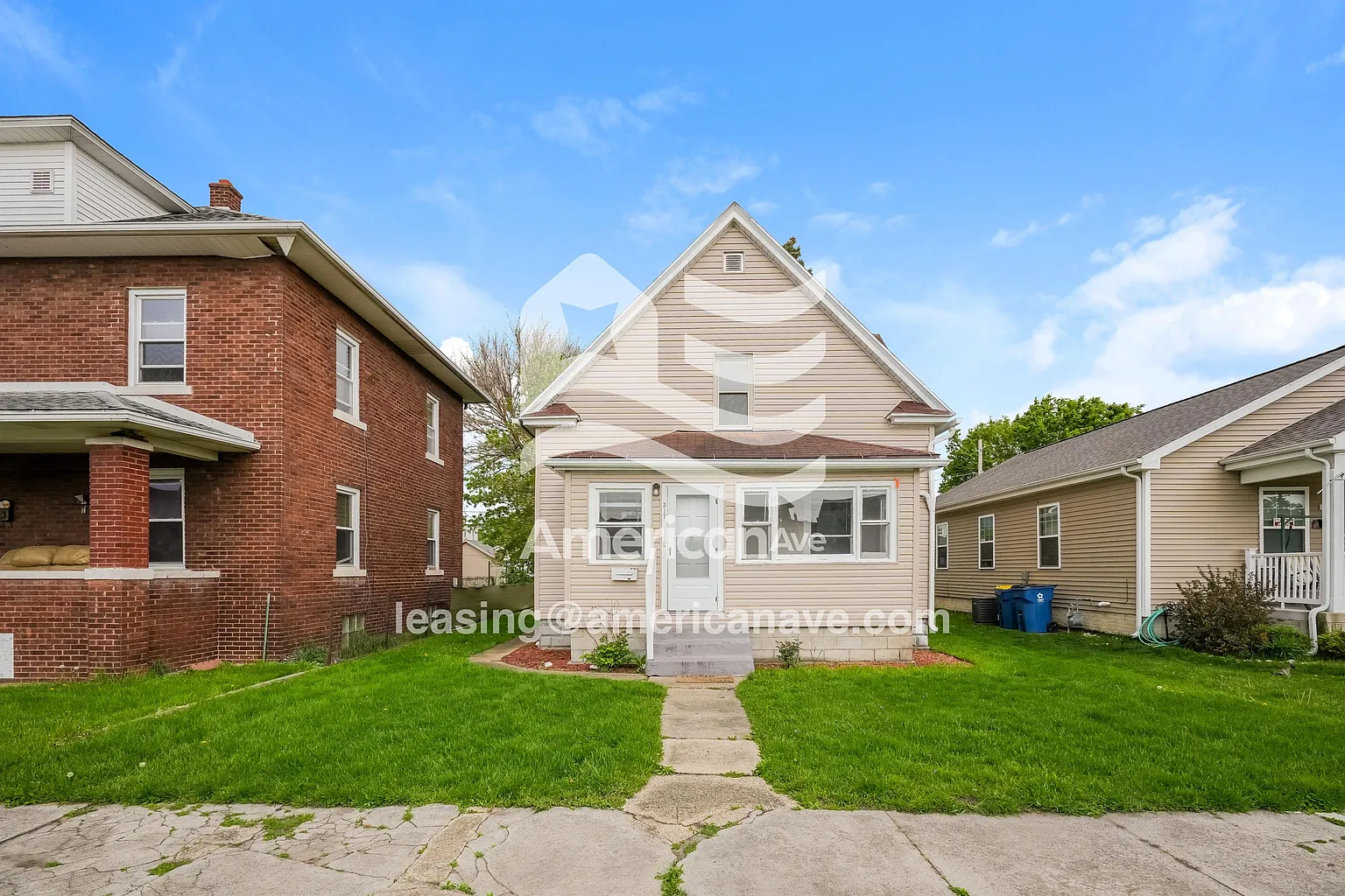 317 W 9th St photo 1