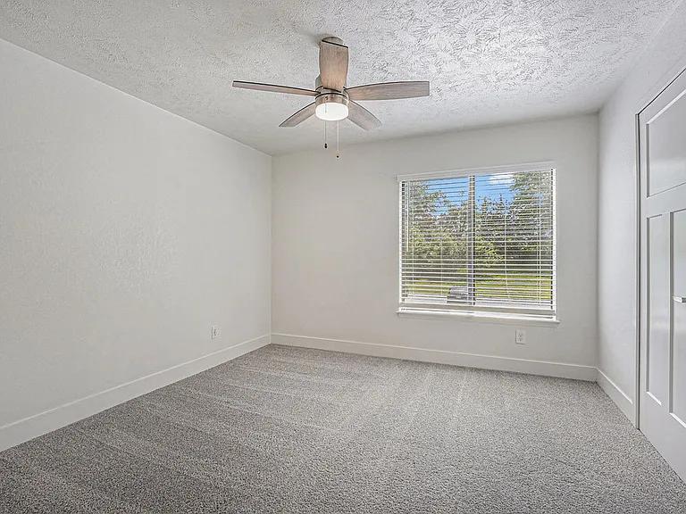 The Crossings Apartments — Photo 87