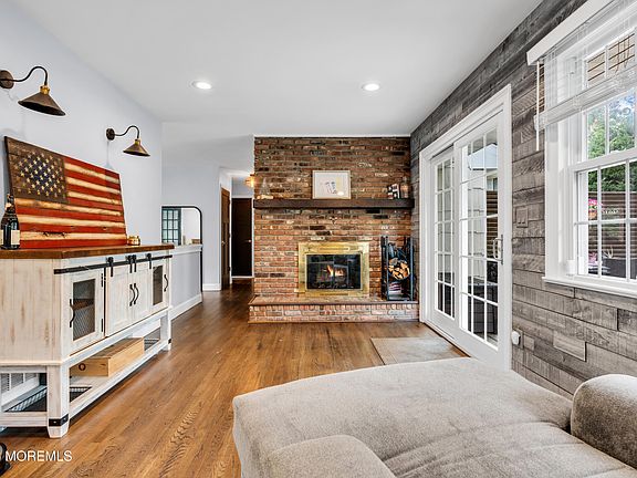 5th image of 40 Princeton Street