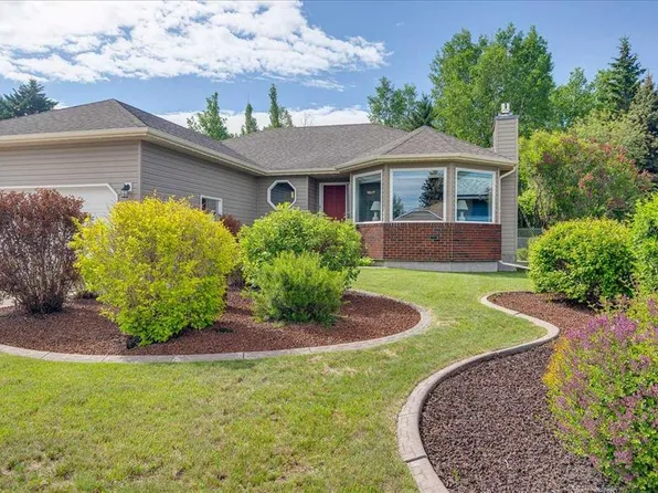 5363 N 36a St, Innisfail, AB T4G 1E6