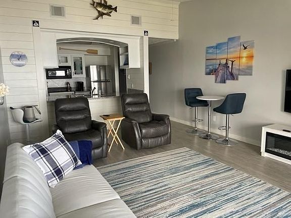 5th image of 801 River Rd APT 108C