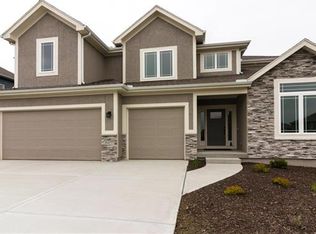 16055 W 172nd Ter, Olathe, KS 66062